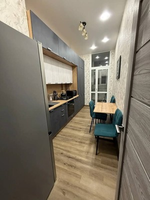 Продам двухкомнатную (2-комн.) квартиру, Маршала Советского Союза Буденного С.М. ул, 33к, Симферополь г