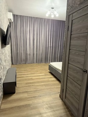 Продам двухкомнатную (2-комн.) квартиру, Маршала Советского Союза Буденного С.М. ул, 33к, Симферополь г
