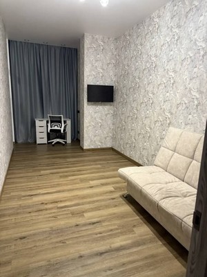 Продам двухкомнатную (2-комн.) квартиру, Маршала Советского Союза Буденного С.М. ул, 33к, Симферополь г