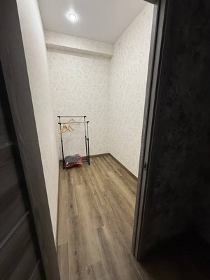 Продам двухкомнатную (2-комн.) квартиру, Маршала Советского Союза Буденного С.М. ул, 33к, Симферополь г