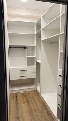 Продам двухкомнатную (2-комн.) квартиру, Маршала Советского Союза Буденного С.М. ул, 33к, Симферополь г