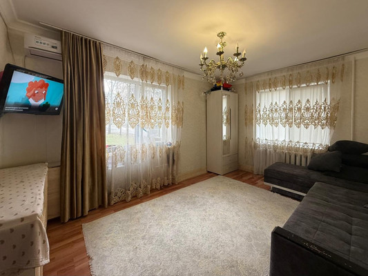 Продам двухкомнатную (2-комн.) квартиру, Кулиева пр-кт, 15, Нальчик г