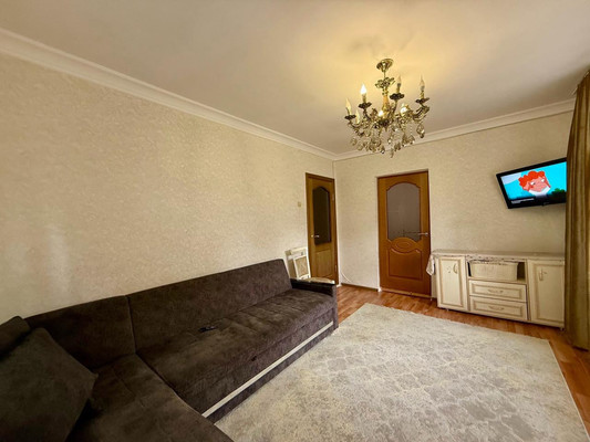 Продам двухкомнатную (2-комн.) квартиру, Кулиева пр-кт, 15, Нальчик г