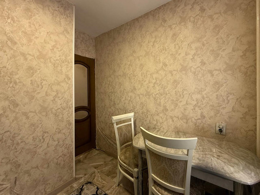 Продам двухкомнатную (2-комн.) квартиру, Кулиева пр-кт, 15, Нальчик г
