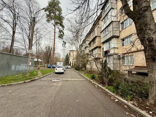 Продам двухкомнатную (2-комн.) квартиру, Кулиева пр-кт, 15, Нальчик г