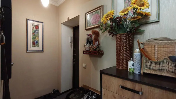 Продам трехкомнатную (3-комн.) квартиру, Ольгинская ул, 46к1, Видное г