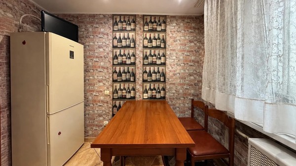 Продам трехкомнатную (3-комн.) квартиру, Старопрегольская наб, 4, Калининград г
