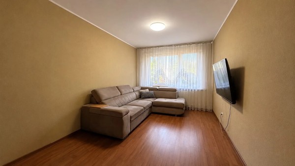 Продам трехкомнатную (3-комн.) квартиру, Старопрегольская наб, 4, Калининград г