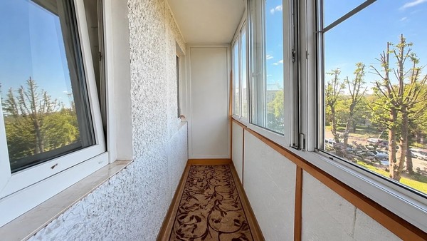 Продам трехкомнатную (3-комн.) квартиру, Старопрегольская наб, 4, Калининград г