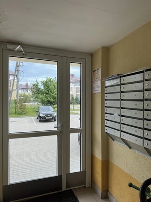Продам двухкомнатную (2-комн.) квартиру, Обогатительная ул, 12, Янтарный пгт