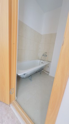 Продам двухкомнатную (2-комн.) квартиру, Вишневая ул, 188, Верхний Юрт с