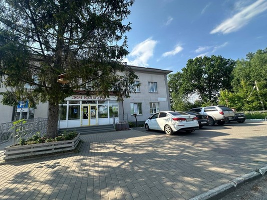 Продам двухкомнатную (2-комн.) квартиру, Школьная ул, 33, Юрово д