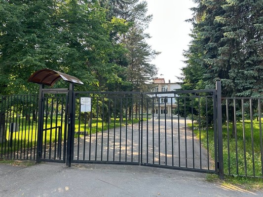 Продам двухкомнатную (2-комн.) квартиру, Школьная ул, 33, Юрово д