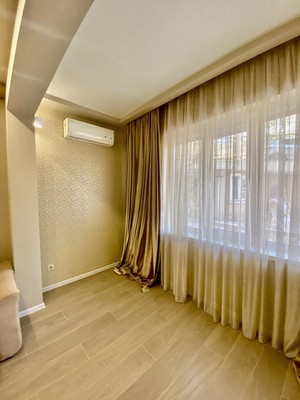 Продам однокомнатную (1-комн.) квартиру, Бамбуковая (Центральный р-н) ул, 44кБ, Сочи г