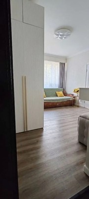 Продам двухкомнатную (2-комн.) квартиру, Яблочная ул, 13, Черешня с