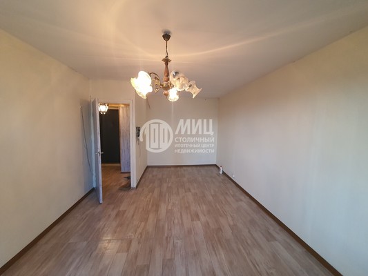 Продам однокомнатную (1-комн.) квартиру, Белая ул, 24ка, Андреевка рп