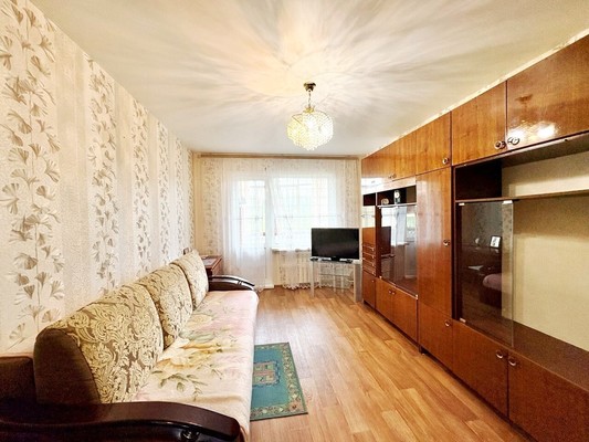 Продам трехкомнатную (3-комн.) квартиру, Ладожская ул, 83, Пенза г