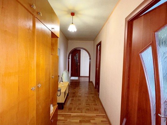 Продам трехкомнатную (3-комн.) квартиру, Ладожская ул, 83, Пенза г