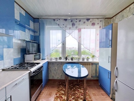 Продам трехкомнатную (3-комн.) квартиру, Ладожская ул, 83, Пенза г