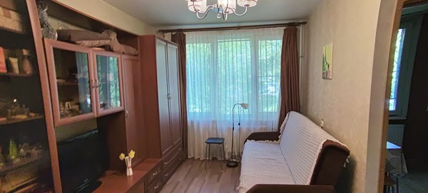 Продам трехкомнатную (3-комн.) квартиру, Дачный пр-кт, 24А, Санкт-Петербург г