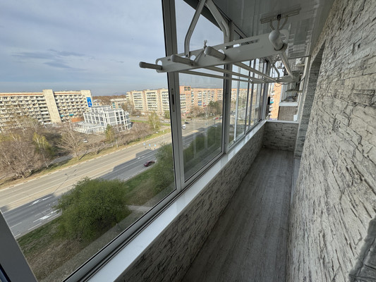 Продам трехкомнатную (3-комн.) квартиру, Первостроителей пр-кт, 21, Комсомольск-на-Амуре г