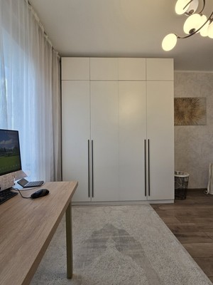 Продам однокомнатную (1-комн.) квартиру, 100 кв-л, 1к3, Москва г