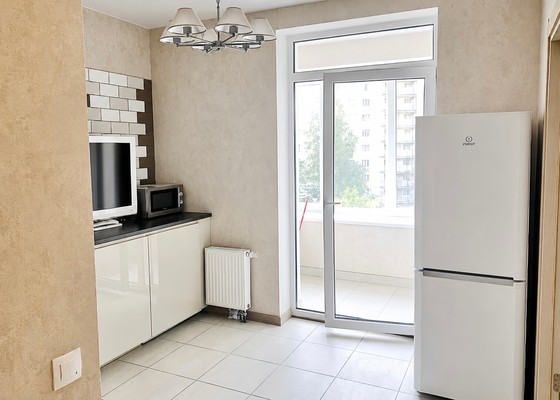Продам однокомнатную (1-комн.) квартиру, Малая Бухарестская ул, 12, Санкт-Петербург г