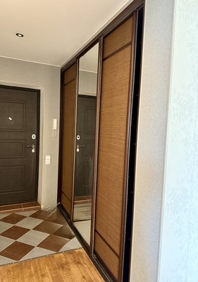 Продам двухкомнатную (2-комн.) квартиру, Волочаевская ул, 6, Казань г