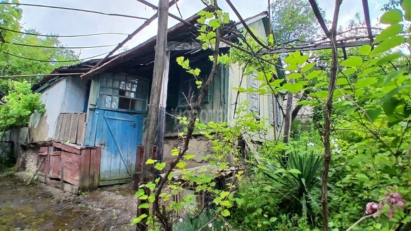 Продам участок 10 соток, ИЖС, Красногвардейская ул, 13, Хадыженск г, 0 км от города
