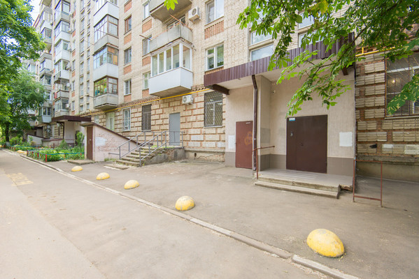 Продам двухкомнатную (2-комн.) квартиру, Тимошенко ул, 26к1, Ростов-на-Дону г