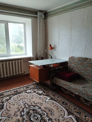 Продам трехкомнатную (3-комн.) квартиру, Школьный пер, 2, Ягодный п