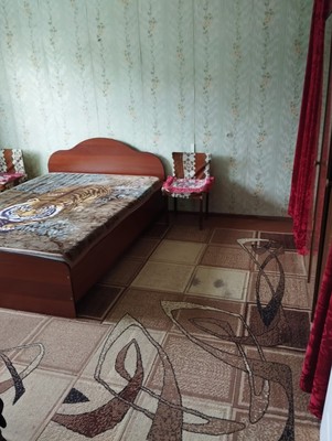 Продам трехкомнатную (3-комн.) квартиру, Школьный пер, 2, Ягодный п