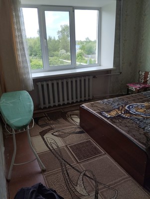 Продам трехкомнатную (3-комн.) квартиру, Школьный пер, 2, Ягодный п