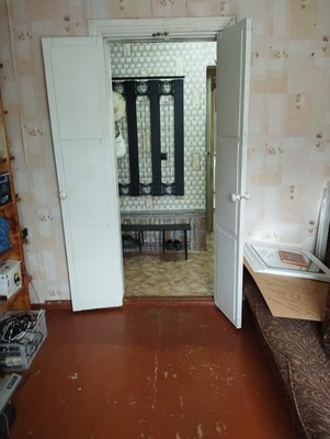 Продам трехкомнатную (3-комн.) квартиру, Школьный пер, 2, Ягодный п