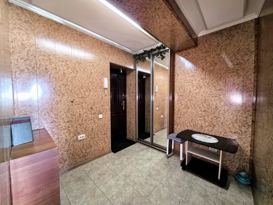 Продам однокомнатную (1-комн.) квартиру, Кирова ул, 331, Нальчик г