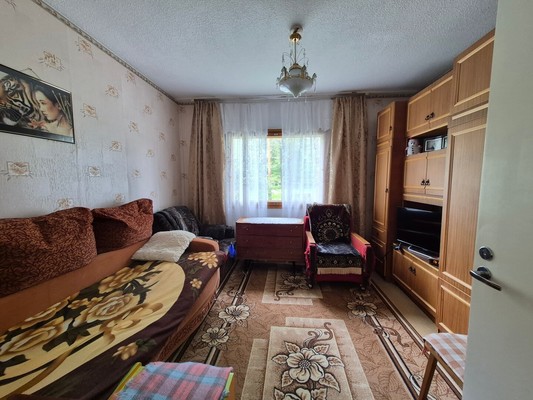 Продам двухкомнатную (2-комн.) квартиру, Интернациональная ул, 13, Костомукша г