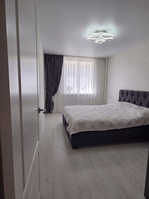 Продам двухкомнатную (2-комн.) квартиру, 8 Июля ул, 22, Миасс г