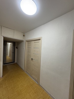 Продам двухкомнатную (2-комн.) квартиру, Бирюлёвская ул, 55к1, Москва г