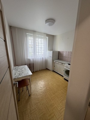 Продам двухкомнатную (2-комн.) квартиру, Бирюлёвская ул, 55к1, Москва г