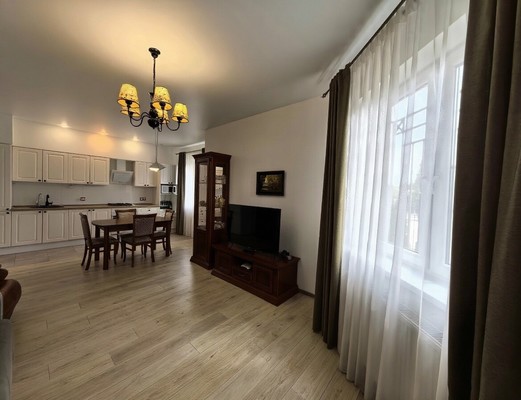 Продам двухкомнатную (2-комн.) квартиру, М.Светлова ул, 28А, Калининград г