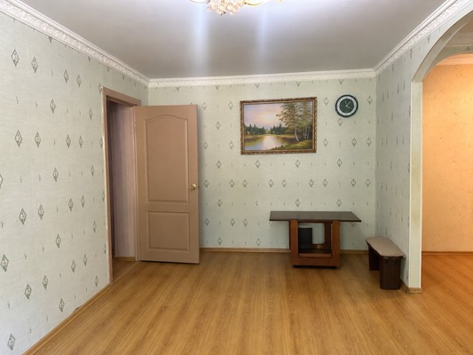 Продам двухкомнатную (2-комн.) квартиру, Школьная ул, 33, Юрово д