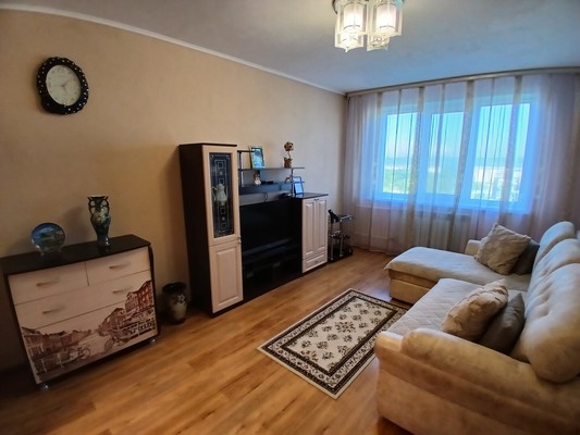 Продам двухкомнатную (2-комн.) квартиру, Морская ул, 20, Дунай п