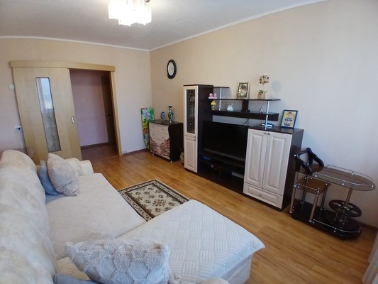 Продам двухкомнатную (2-комн.) квартиру, Морская ул, 20, Дунай п