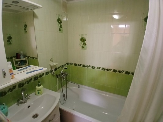 Продам двухкомнатную (2-комн.) квартиру, Морская ул, 20, Дунай п