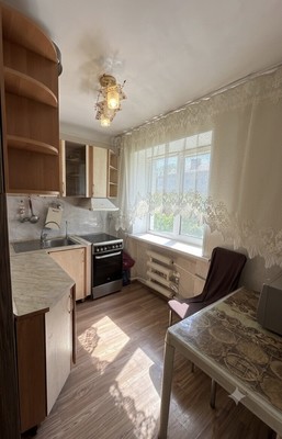 Продам трехкомнатную (3-комн.) квартиру, Юбилейная ул, 8, Находка г