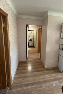 Продам трехкомнатную (3-комн.) квартиру, Юбилейная ул, 8, Находка г