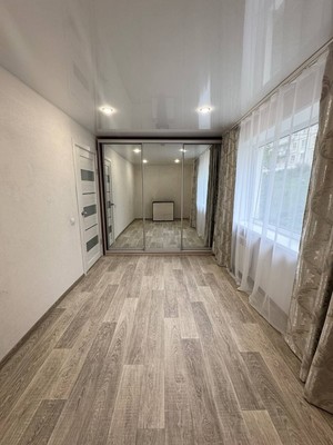 Продам двухкомнатную (2-комн.) квартиру, Ветеранов ул, 4, Дунай п