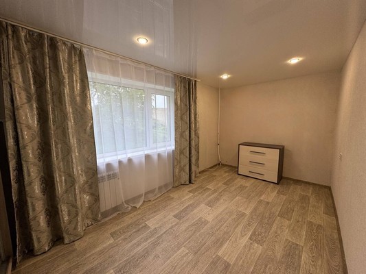 Продам двухкомнатную (2-комн.) квартиру, Ветеранов ул, 4, Дунай п
