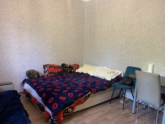Продам трехкомнатную (3-комн.) квартиру, Чапаева ул, 5, Щербинка г