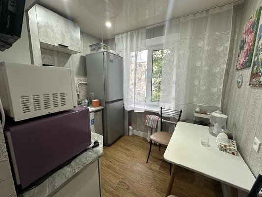 Продам двухкомнатную (2-комн.) квартиру, Коммунистическая ул, 6, Кропоткин г